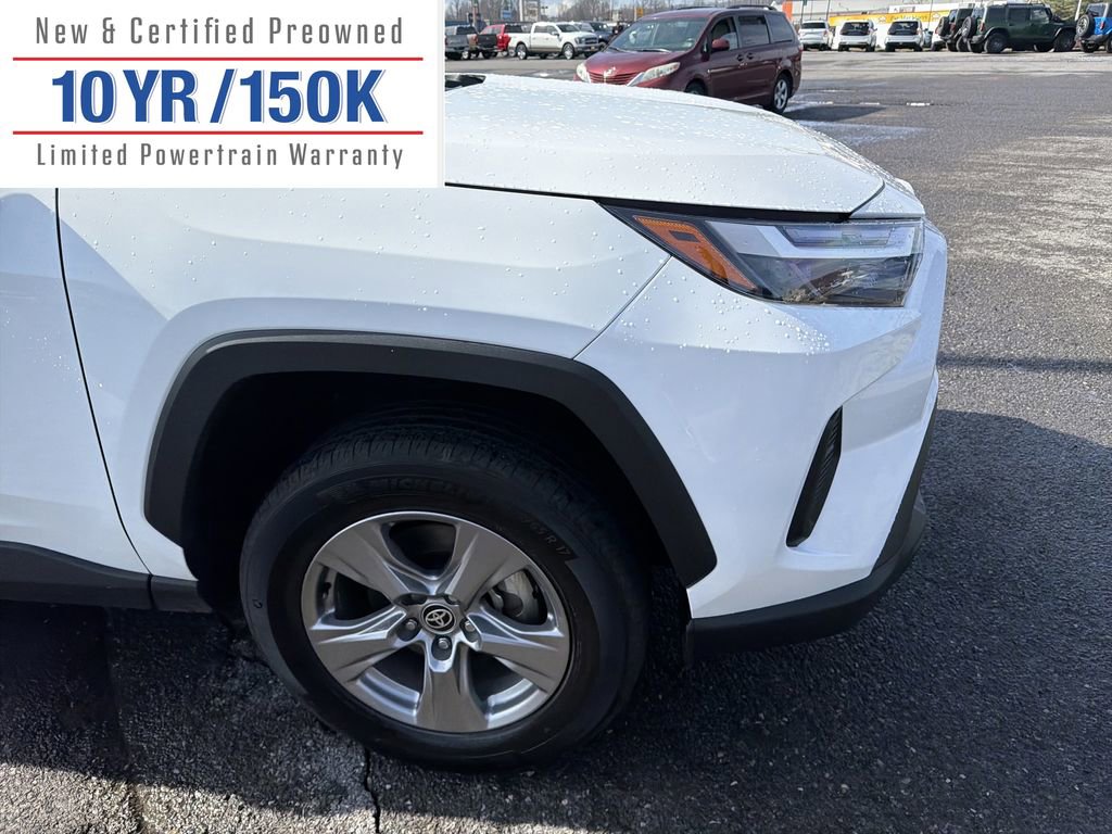 Used 2025 Toyota RAV4 XLE image 4