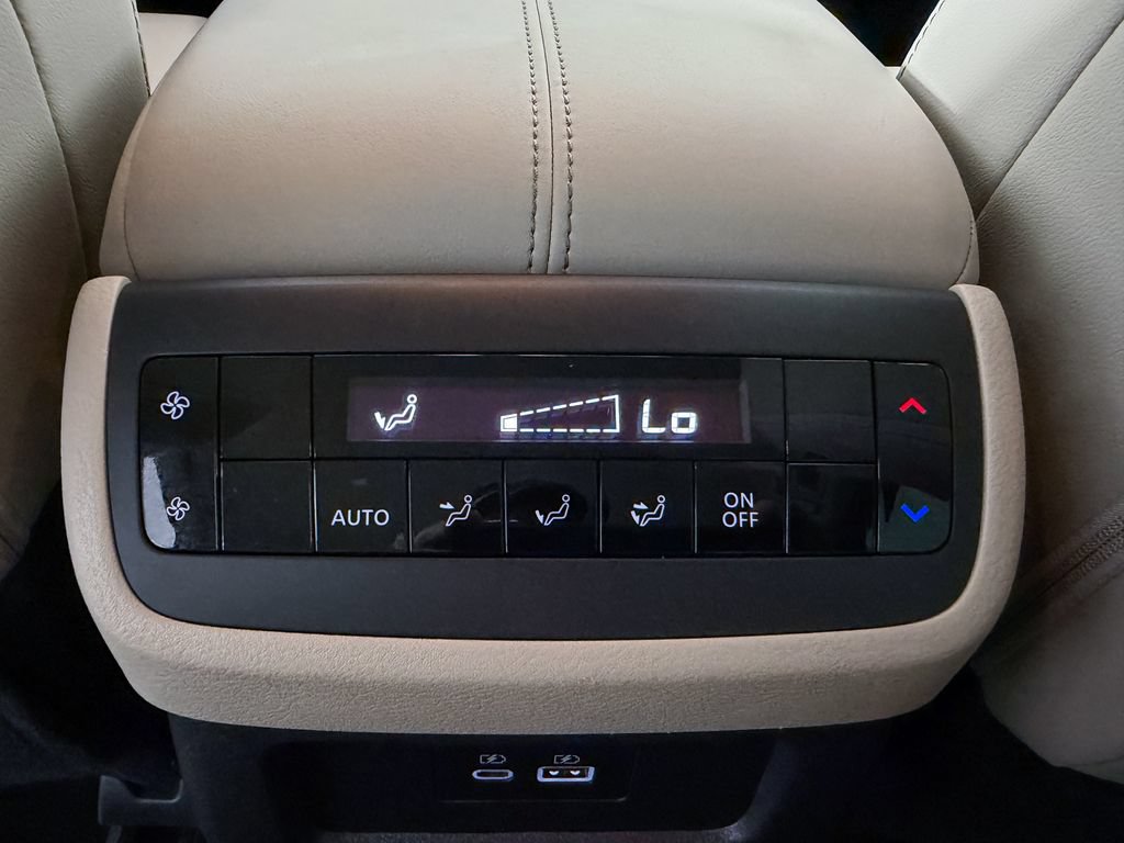 Certified 2024 Nissan Pathfinder SL AWD/4WD image 34