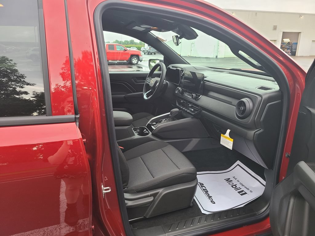 New 2026 Chevrolet Colorado W/T w/ WT Custom Package AWD/4WD image 21