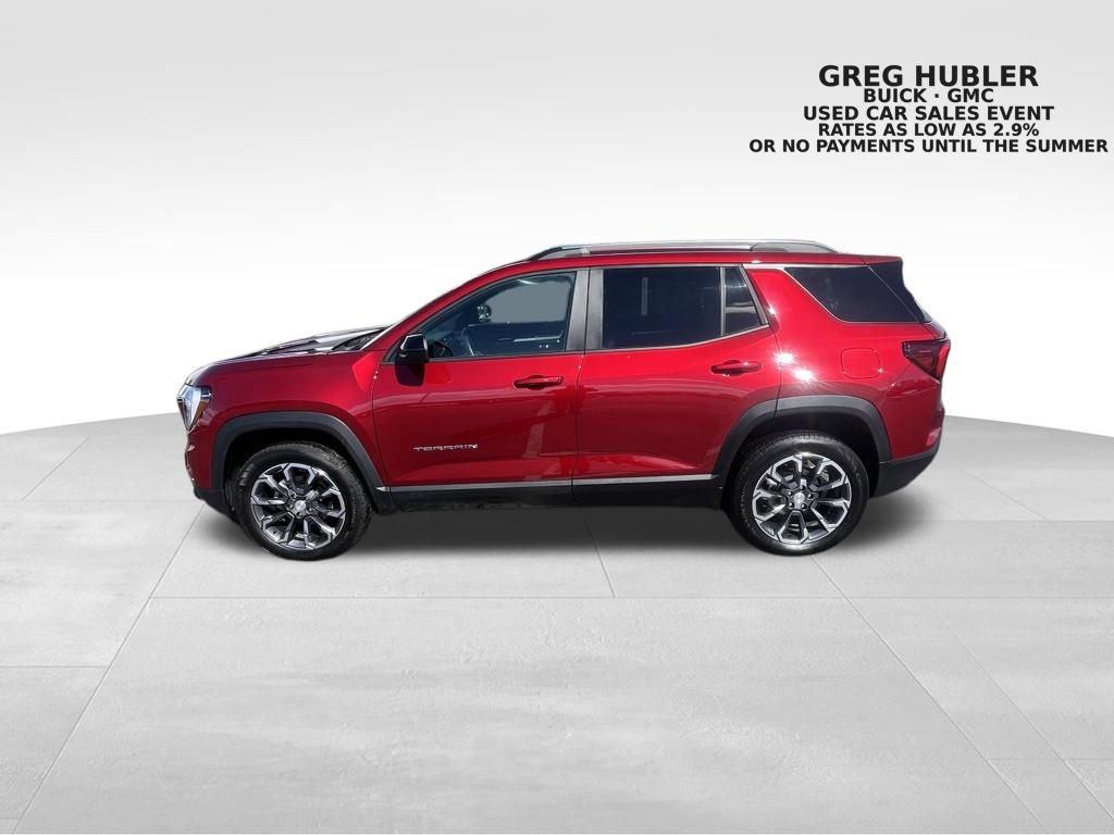 Used 2025 GMC Terrain Elevation w/ Elevation Premium Package image 4
