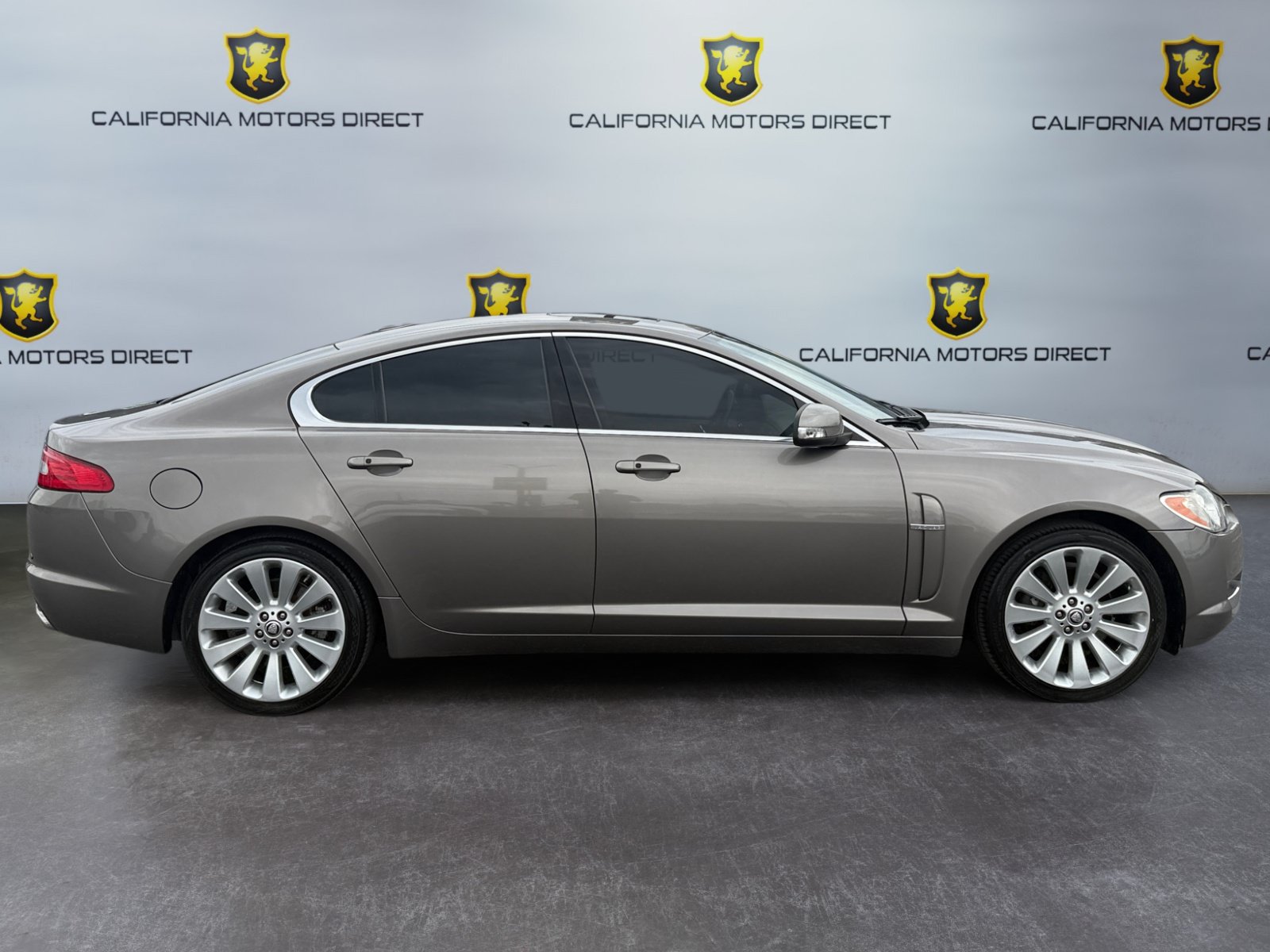 Used 2009 Jaguar XF Premium RWD image 6