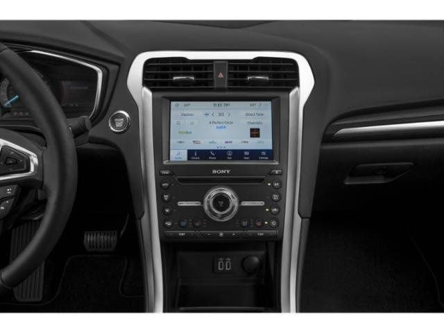 Used 2020 Ford Fusion Titanium image 20