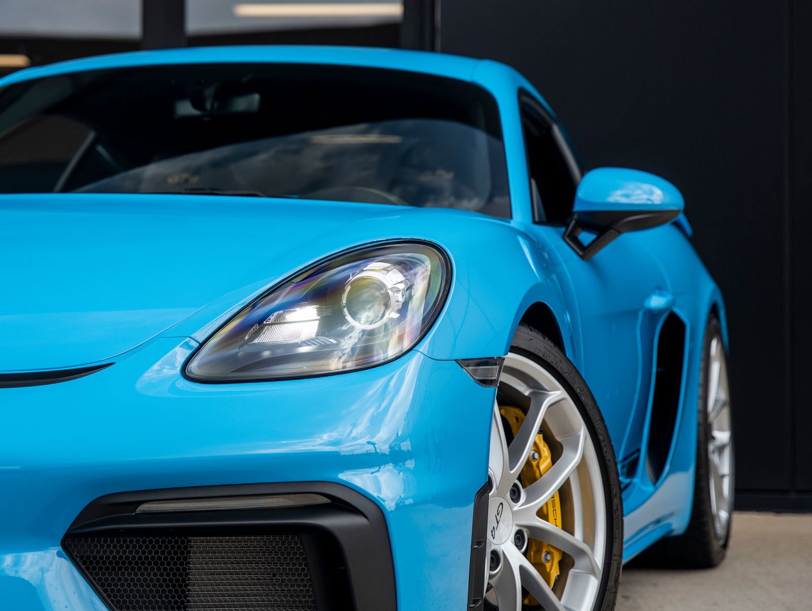 Certified 2021 Porsche 718 Cayman GT4 RWD image 17