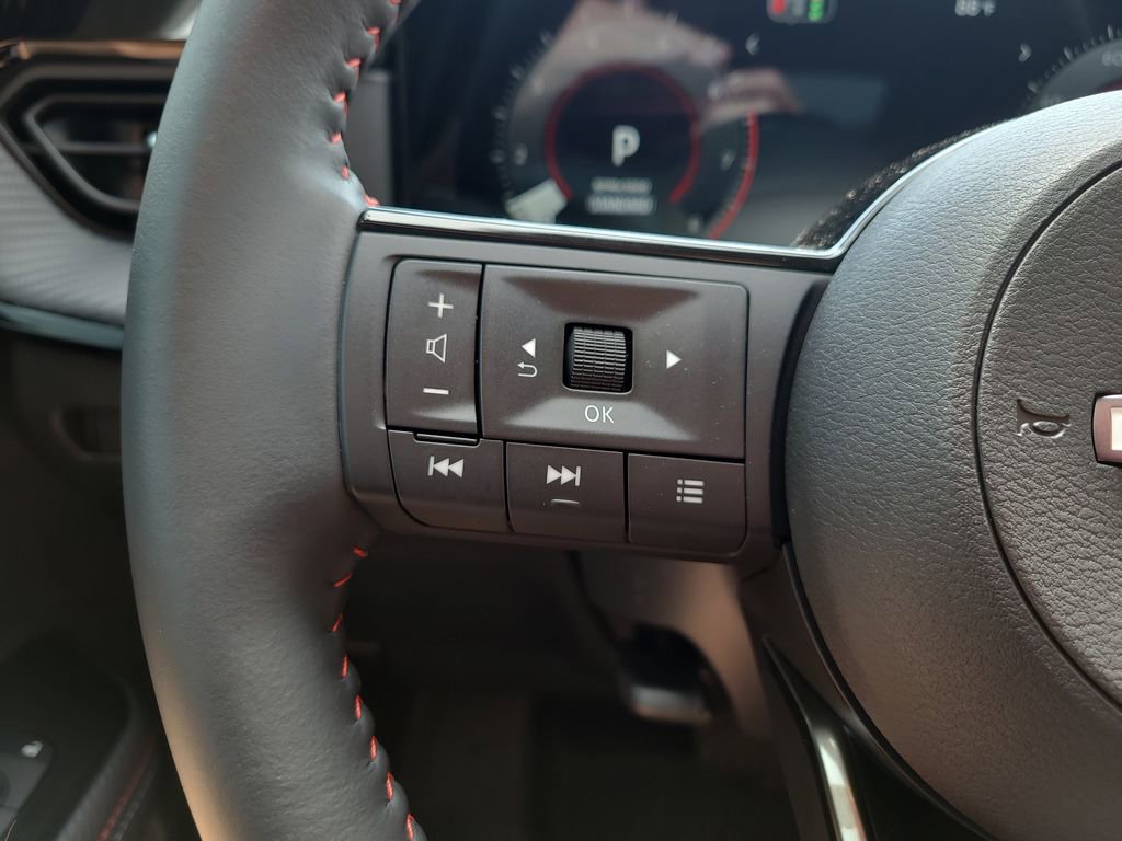 Certified 2026 Nissan Kicks SR w/ Cold Weather Package FWD image 27