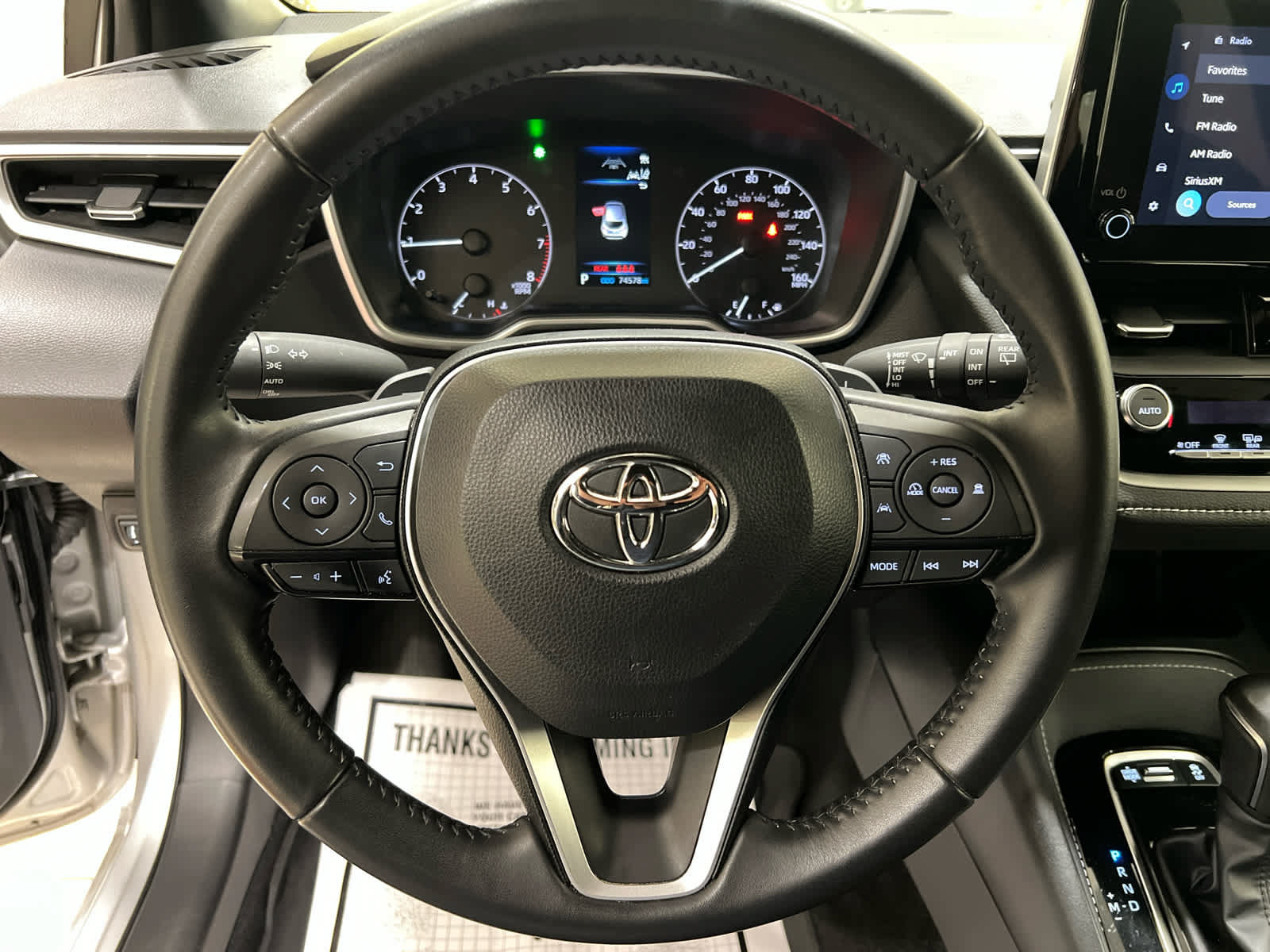 Used 2023 Toyota Corolla SE w/ SE Premium Package FWD image 18