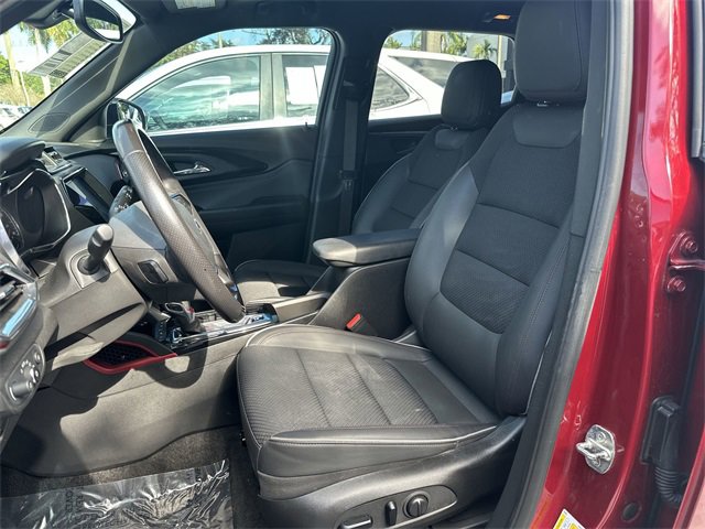 Used 2021 Chevrolet TrailBlazer RS w/ Sun and Liftgate Package image 13