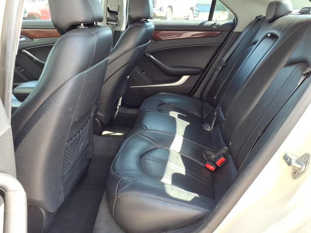Used 2011 Cadillac CTS Luxury RWD image 13