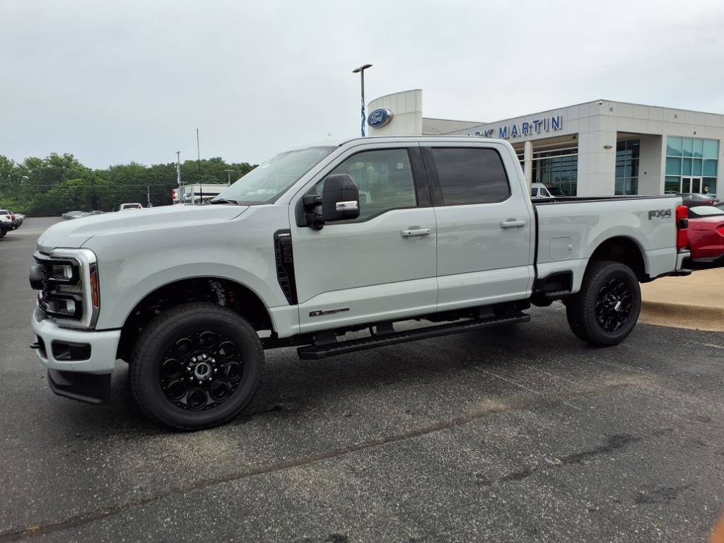 New 2025 Ford F250 Lariat w/ Lariat Ultimate Package image 3