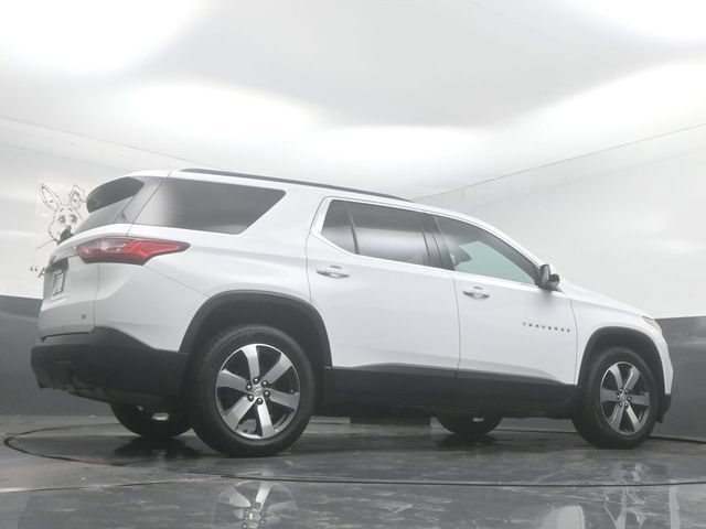 Used 2021 Chevrolet Traverse LT w/ LT Premium Package AWD/4WD image 56