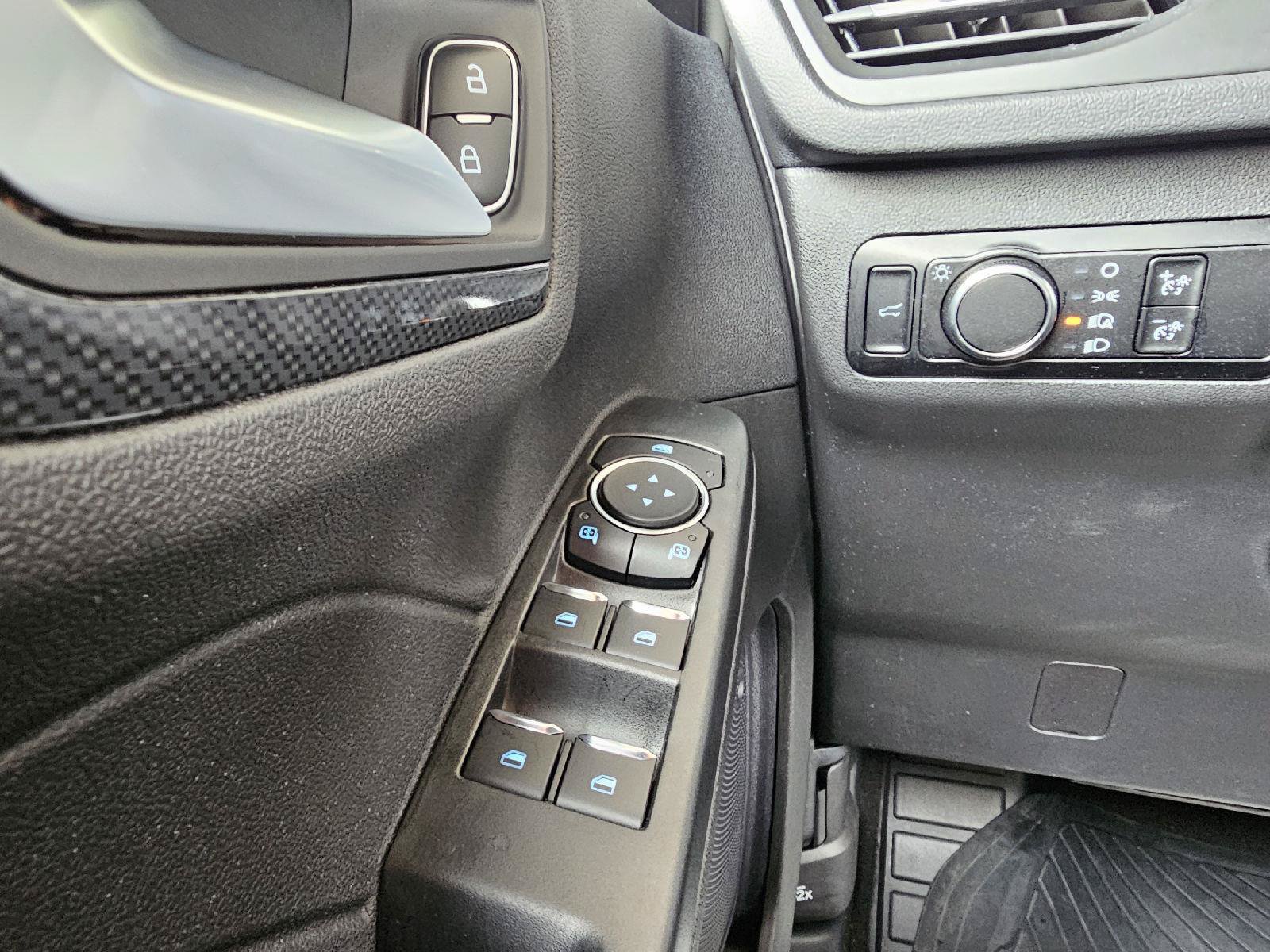 Used 2024 Ford Escape ST-Line w/ Tech Pack #1 FWD image 24