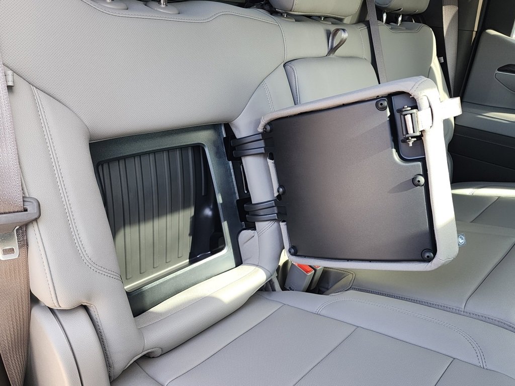 New 2026 GMC Sierra 1500 SLT w/ SLT Premium Plus Package image 47