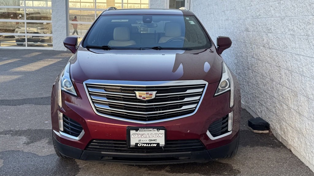 Used 2017 Cadillac XT5 Luxury w/ Driver Awareness Package image 6