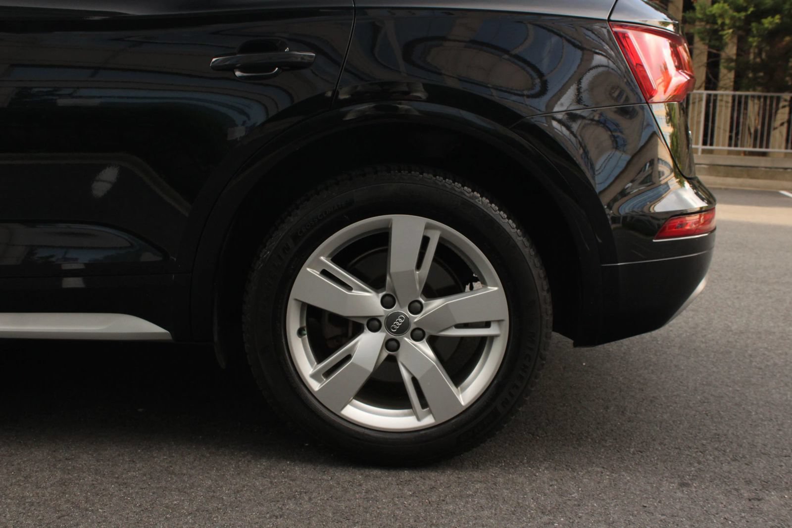Used 2019 Audi Q5 2.0T Premium Plus AWD/4WD image 10