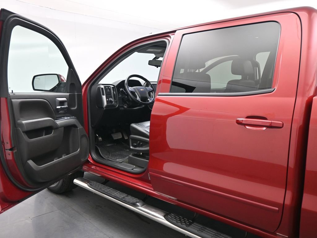 Used 2018 Chevrolet Silverado 1500 LT w/ All Star Edition image 9