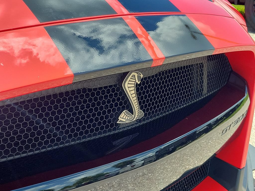 Used 2021 Ford Mustang Shelby GT500 w/ Technology Package RWD image 8