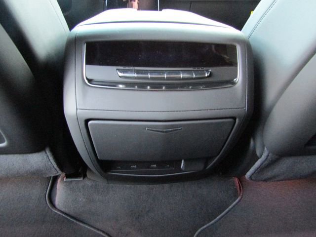 Used 2025 Cadillac Escalade ESV Sport w/ Touring Package image 14