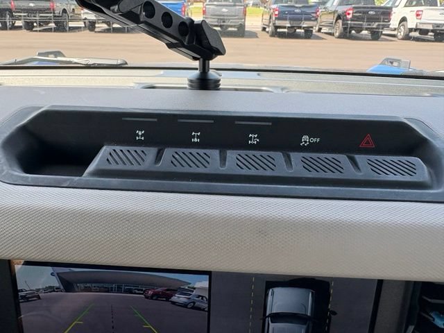 Used 2021 Ford Bronco Wildtrak AWD/4WD image 25