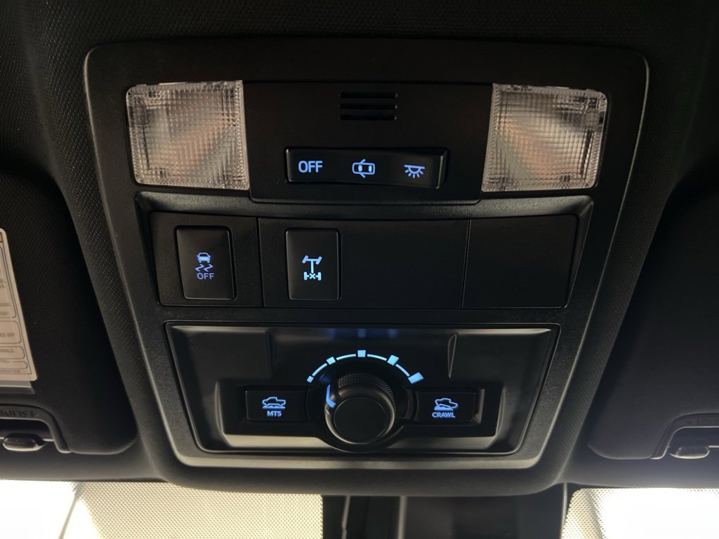 Used 2018 Toyota Tacoma TRD Off-Road image 27