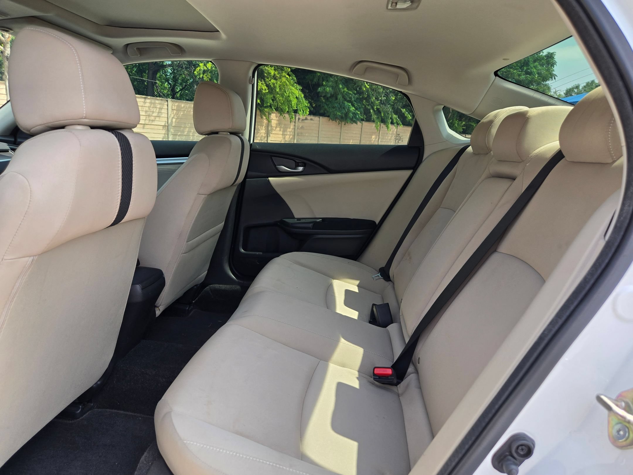 Used 2017 Honda Civic EX-T image 14