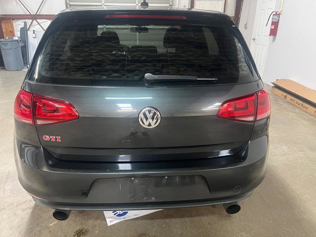 Used 2017 Volkswagen GTI S image 10