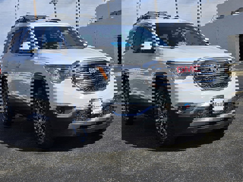 Used 2017 GMC Acadia SLT image 2