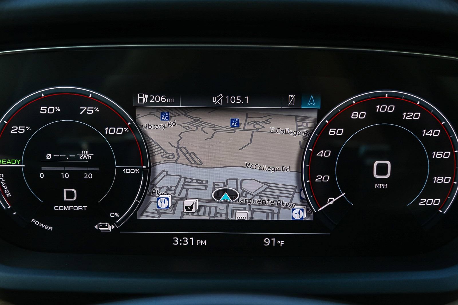 Used 2022 Audi e-tron GT Premium Plus image 22