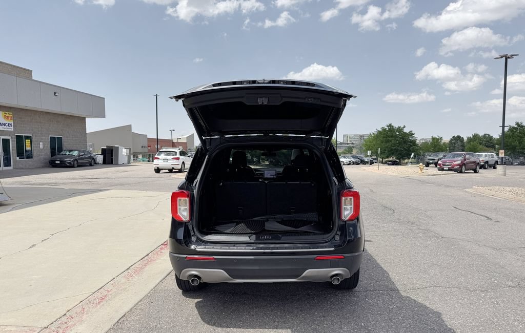 Used 2020 Ford Explorer Limited AWD/4WD image 8