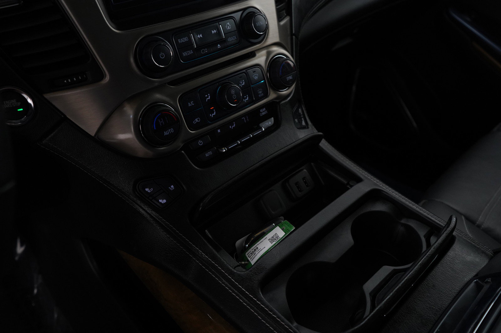 Used 2017 GMC Yukon Denali w/ Open Road Package image 25