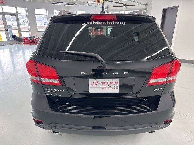 Used 2016 Dodge Journey SXT w/ Comfort/Convenience Group image 9