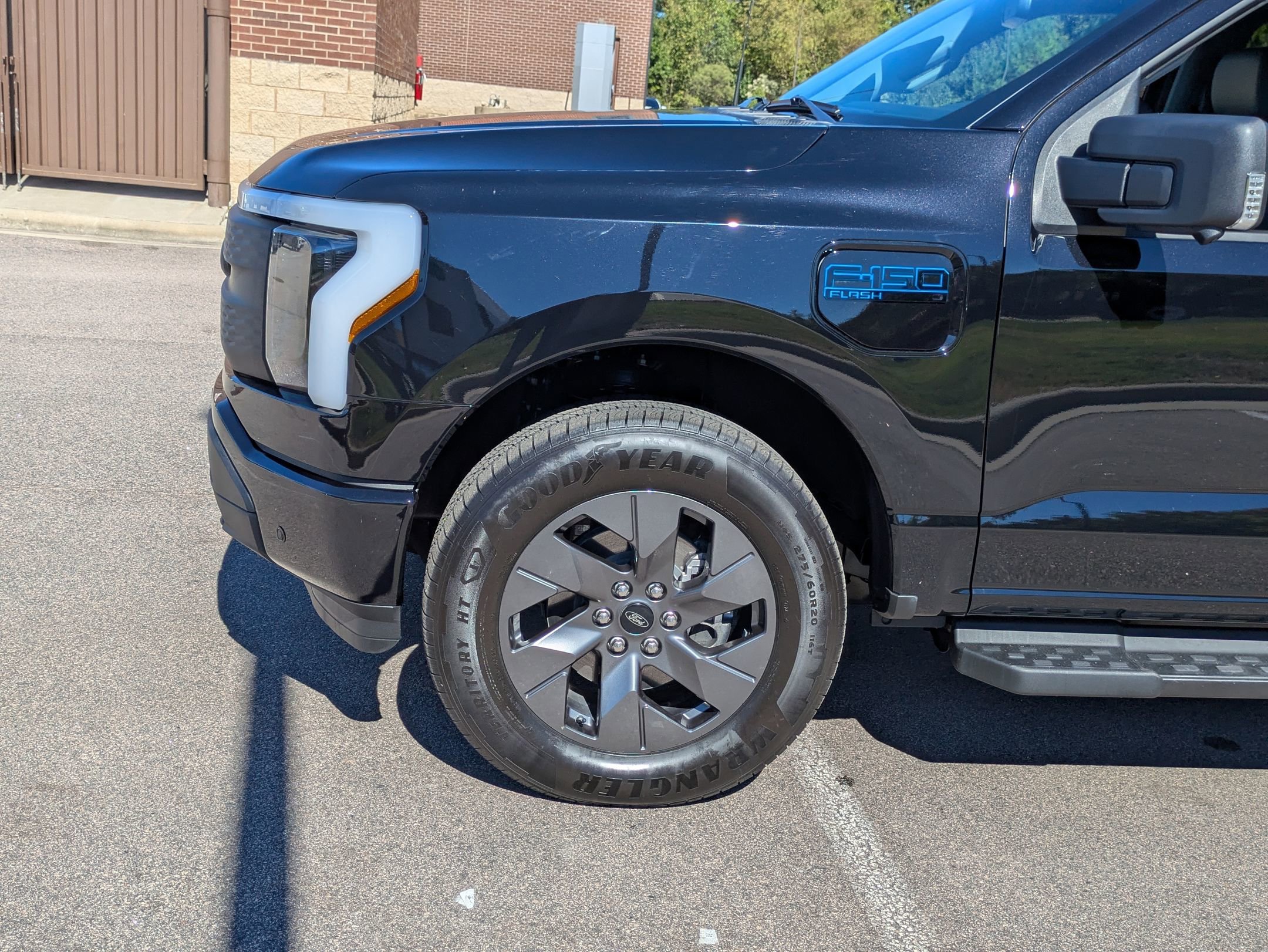 Certified 2025 Ford F150 Lightning Flash w/ Max Trailer Tow Package image 11