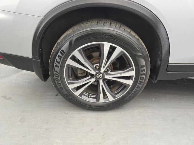 Used 2019 Nissan Rogue SV w/ Sun & Sound Touring Package image 20