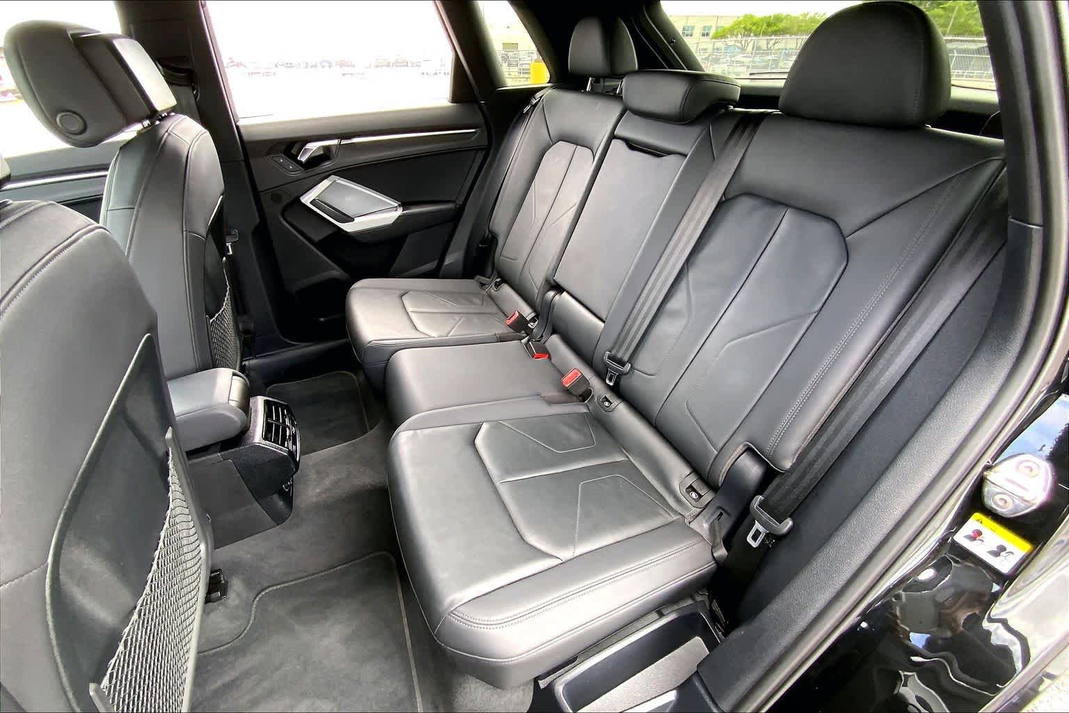 Used 2023 Audi Q3 2.0T Premium AWD/4WD image 39