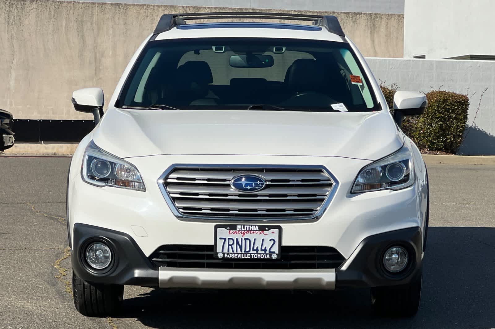 Used 2016 Subaru Outback 2.5i Limited AWD/4WD image 10