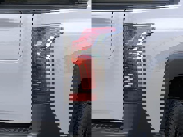 New 2025 Chevrolet Silverado EV LT image 11