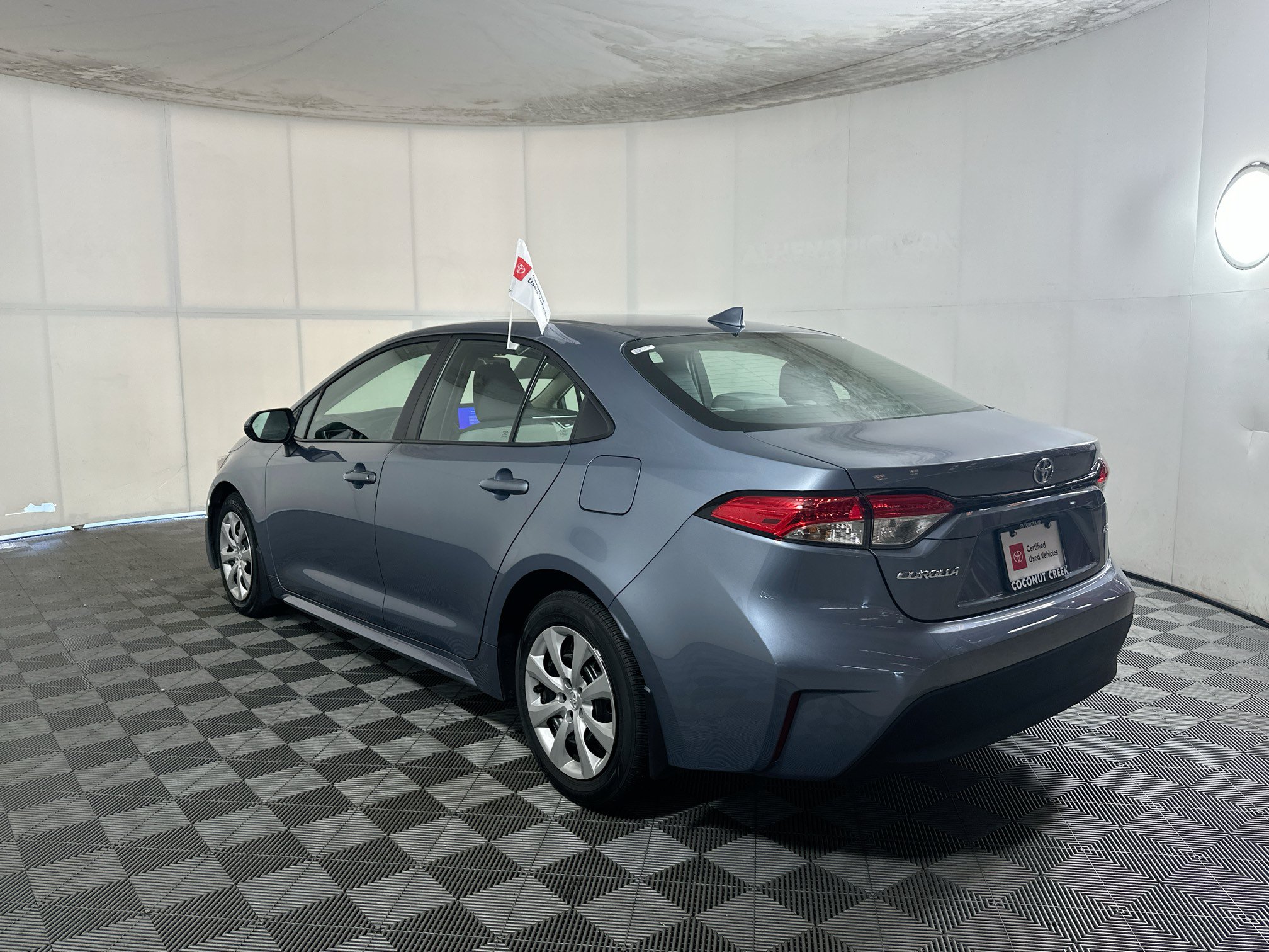 Certified 2026 Toyota Corolla LE FWD image 5