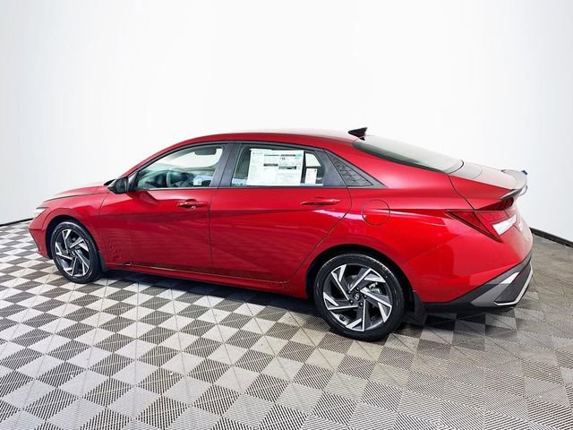 New 2025 Hyundai Elantra SEL FWD image 6
