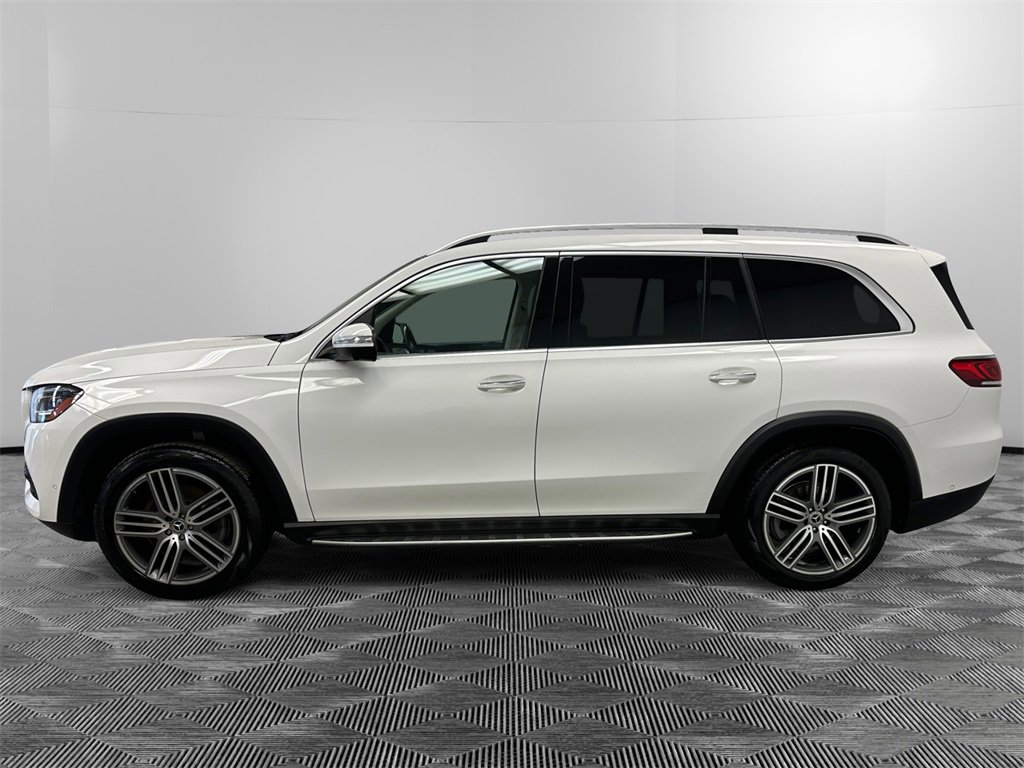 Used 2022 Mercedes-Benz GLS 450 4MATIC image 2