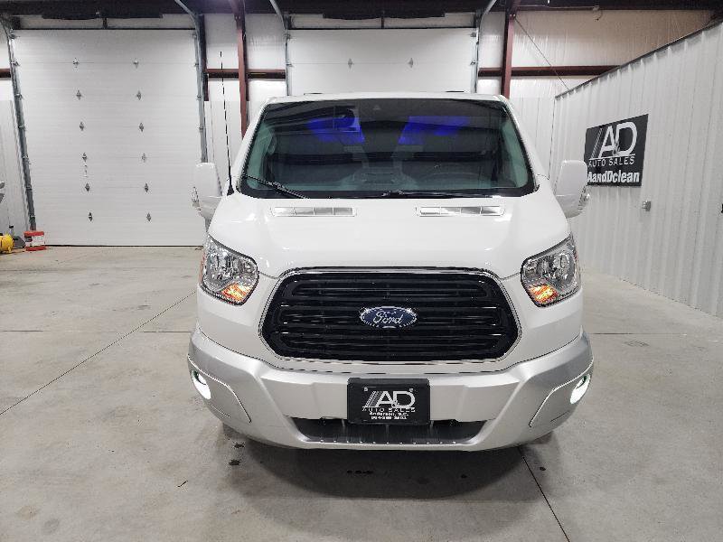 Used 2017 Ford Transit 150 XLT RWD image 3