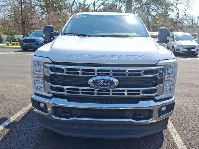 Used 2025 Ford F250 XLT image 2