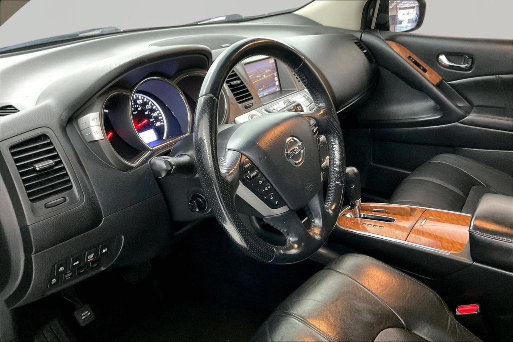 Used 2014 Nissan Murano LE w/ Platinum Edition Package AWD/4WD image 13