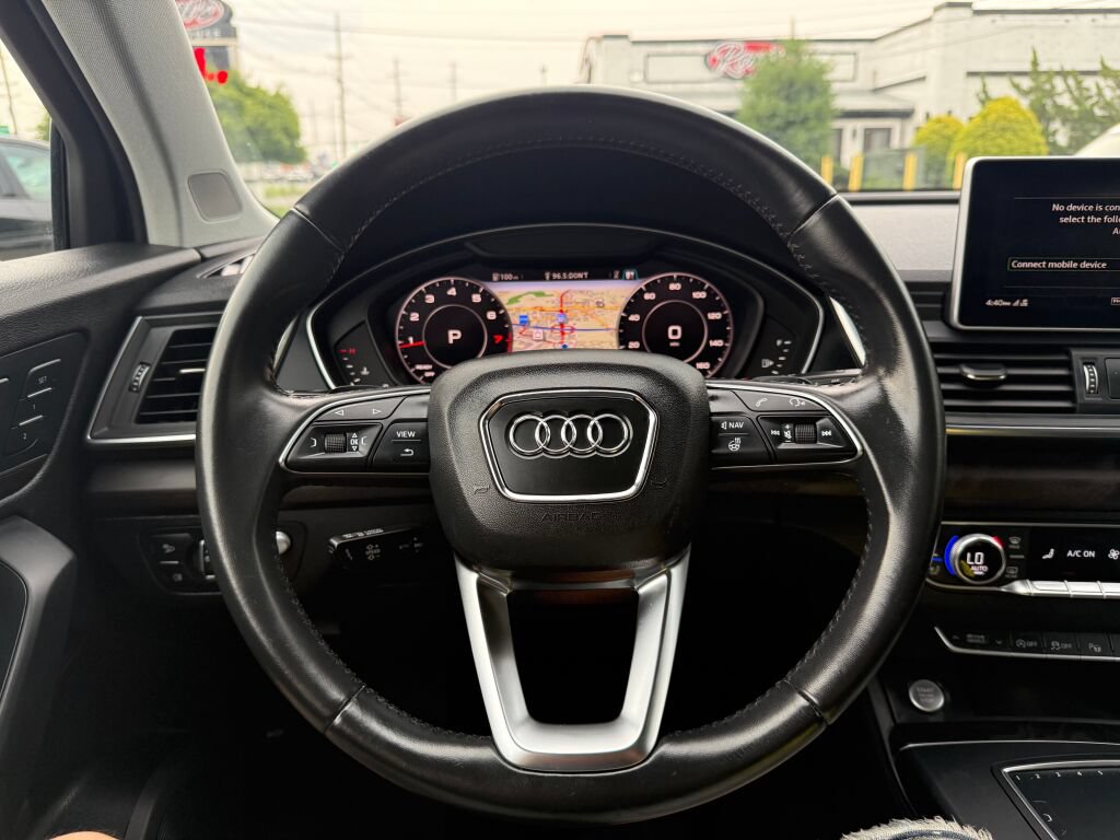 Used 2019 Audi Q5 Prestige w/ Prestige Package AWD/4WD image 13
