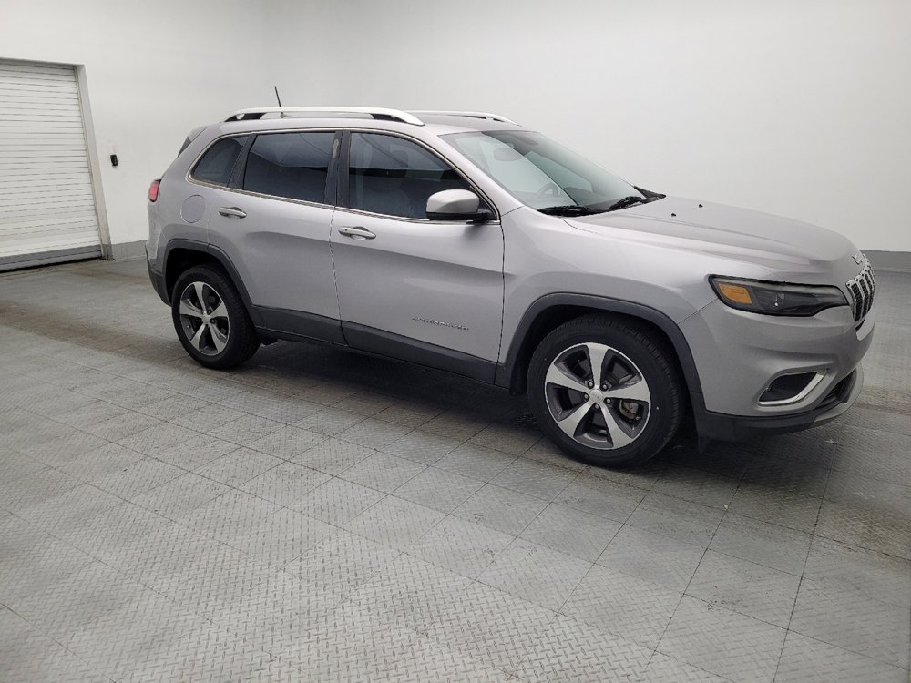 Used 2019 Jeep Cherokee Limited FWD image 11
