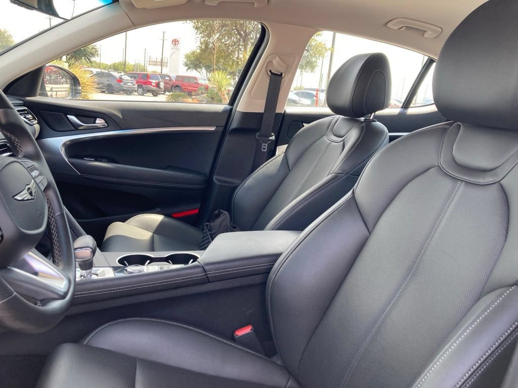 Used 2026 Genesis G70 2.5T AWD/4WD image 9