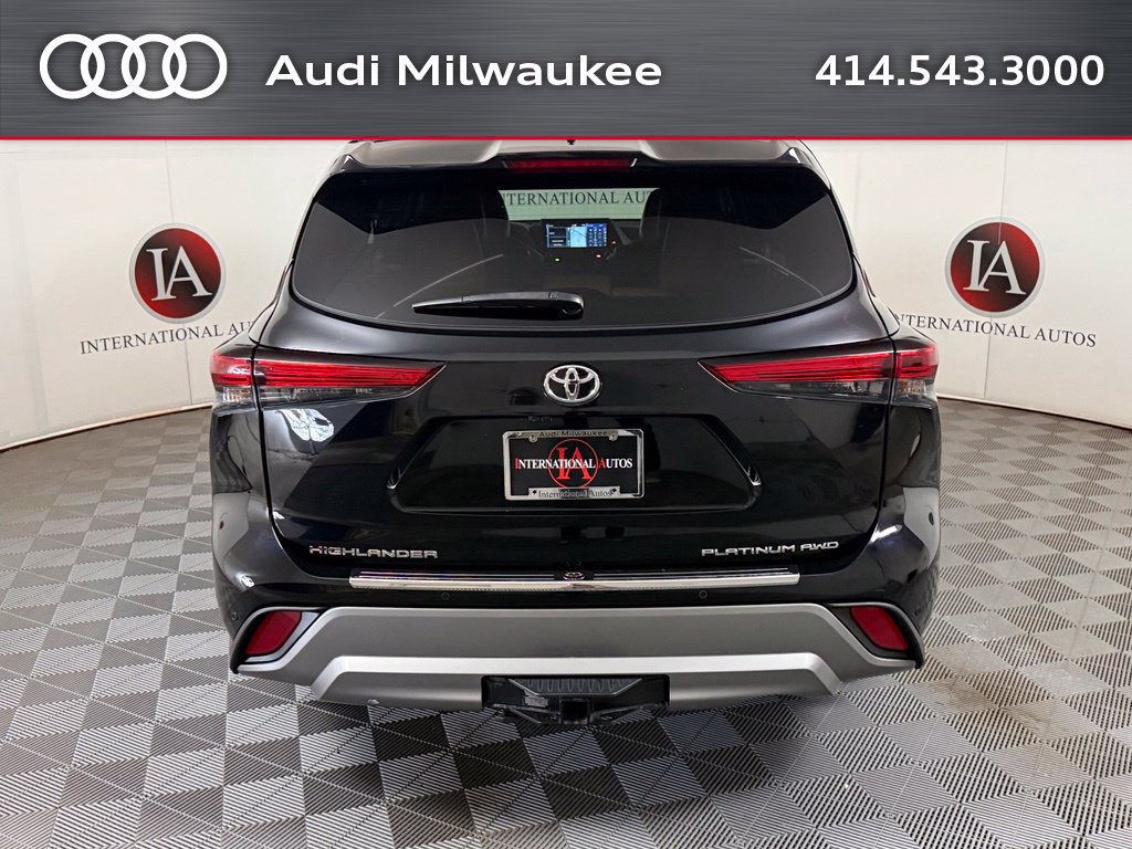 Used 2022 Toyota Highlander Platinum AWD/4WD image 7