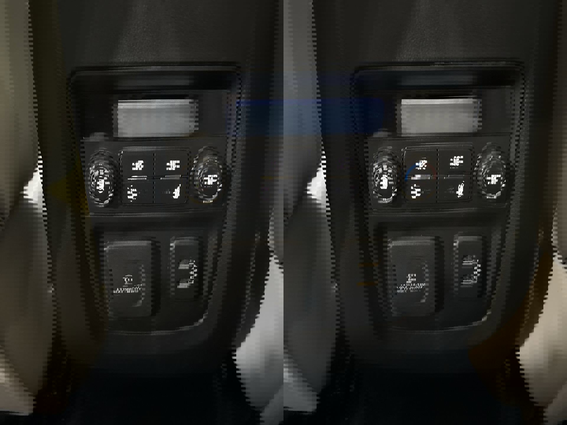 Used 2024 Buick Enclave Avenir w/ Avenir Technology Package image 22