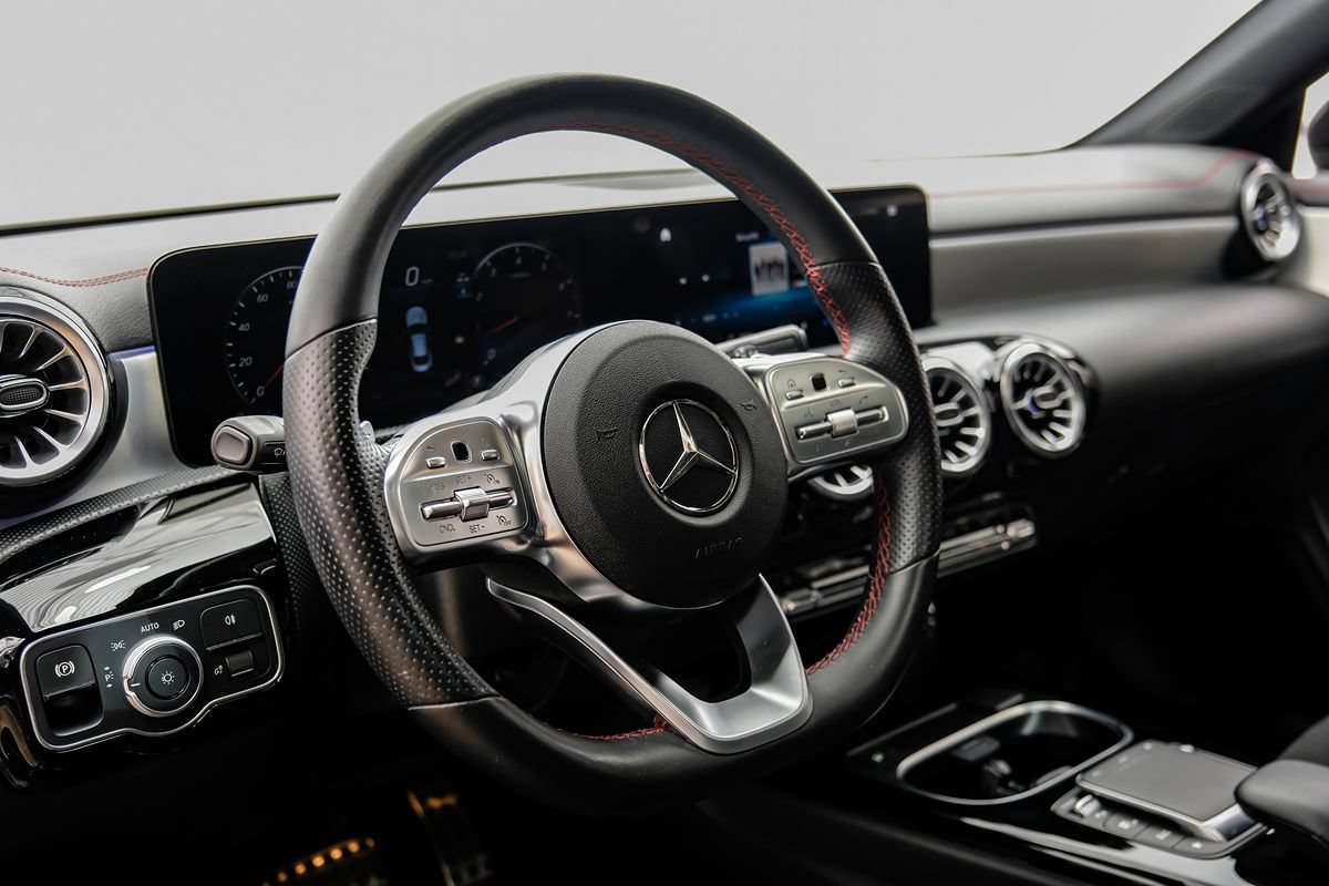 Used 2023 Mercedes-Benz CLA 250 image 13