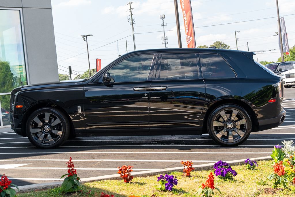 Used 2022 Rolls-Royce Cullinan w/ Technology Package AWD/4WD image 21