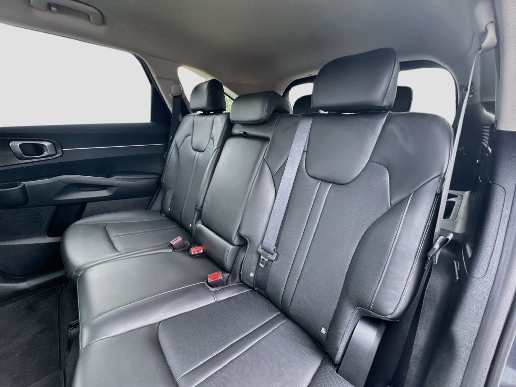 Certified 2025 Kia Sorento S AWD/4WD image 24