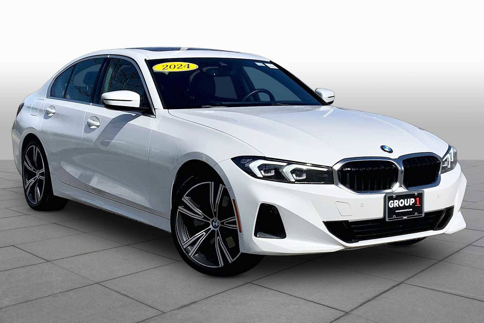 Used 2024 BMW 330i xDrive Sedan w/ Premium Package image 3