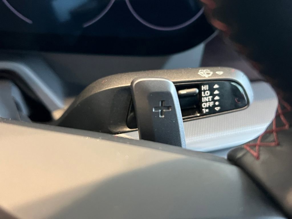 Used 2023 Porsche 911 Carrera image 26